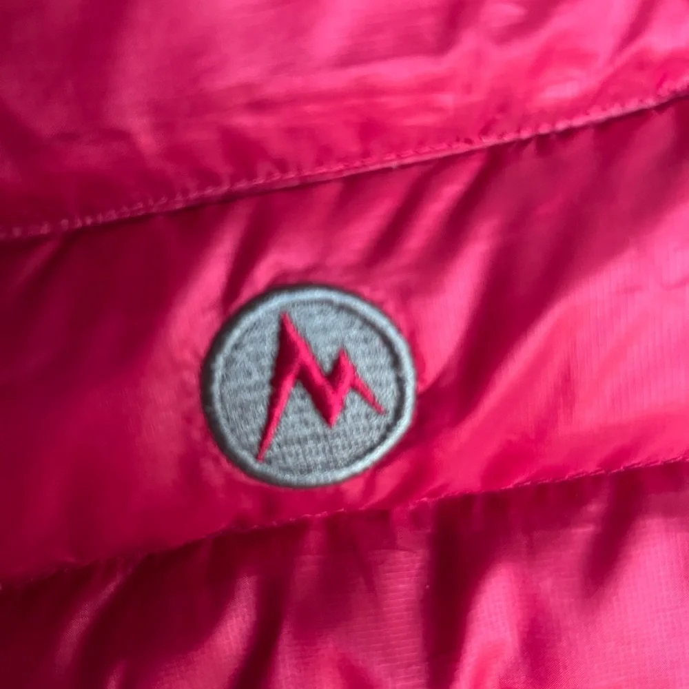 Marmot Women’s Pink 800 Fill XS Puffer Vest - Picture 7 of 15